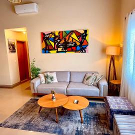 Linda casa em Juquehy a 150 metros da praia!! Casa em condomínio!