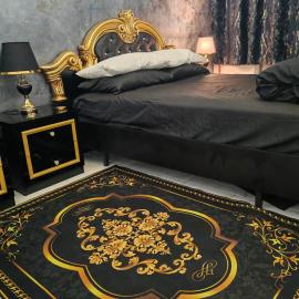 Baroque Palace Black Diamond
