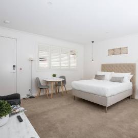 Newington Apartments - Apt 3 Queen, Brand New!, hotel in Alfredton
