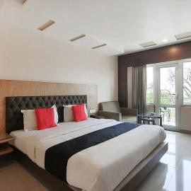 Chitradurga में, होटल Hotel Durgada Siri