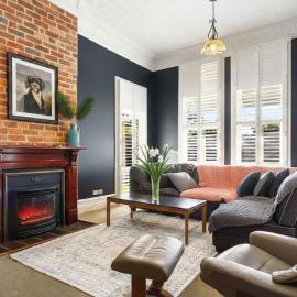Charming Heritage Retreat, hotel in Sale