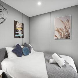 Cozy Double Room - Seconds to Central Station - Near Townhall UTS USYD Darling Harbour Chinatown - Shared Bathroom