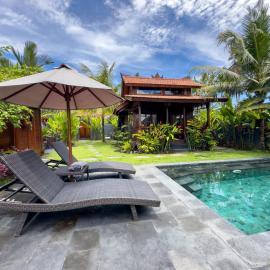 The Hidden Escapes Manggis- Lakeside villa with Pool, Sauna & Ice Bath