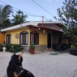 Villa Gabriela, Casa Tucan, hotel in Liberia