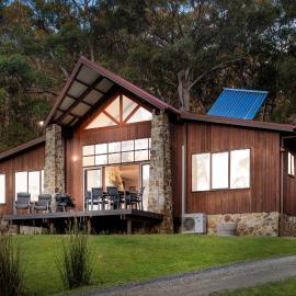 Adventure Bay Retreat Bruny Island, Hotel in Adventure Bay