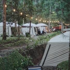 Pakis Camping Cikole, Hotel in Tangkubanperahu