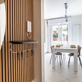 RaLiving, private garden and parking space, Viareggio, hotel u gradu Vijaređo