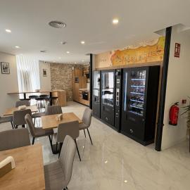ALBERGUE EXCLUSIVO para PEREGRINOS ALAIA ROOMS, ξενοδοχείο στο Λογκρόνο