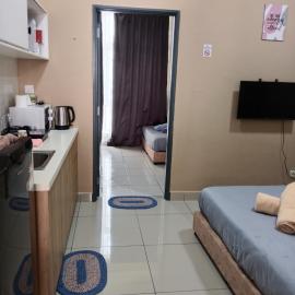 Mesahill Family Homestay Near KLIA 1& 2 With 2 Queen Bed, hotel in Nilai