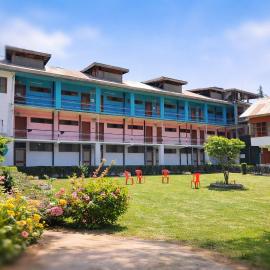 Viesnīca Hotel New Sahil - Srinagar pilsētā Šrīnagara