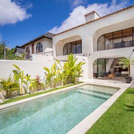 Nusa Loft V1 -2BR with Rooftop Space In Uluwatu