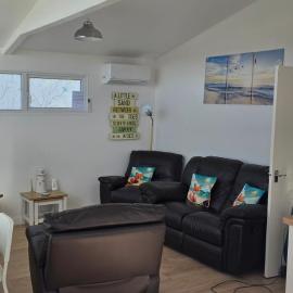 Foxys Seaside Retreat