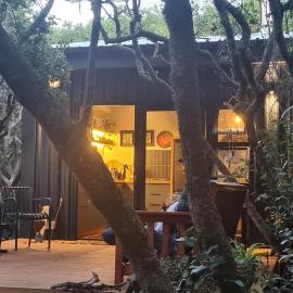 Singbos, Forest Cabin in Kleinbaai – hotel w mieście Kleinbaai