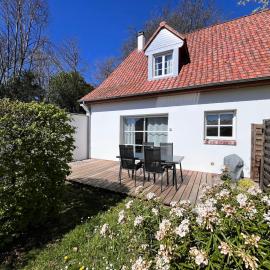 Whitley cottage
