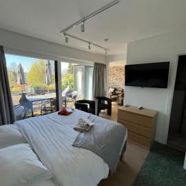 Business Accommodation 'Garden' Living Intimate – hotel w mieście Geel