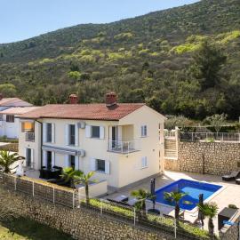 Apartment Paradiso - Ravni