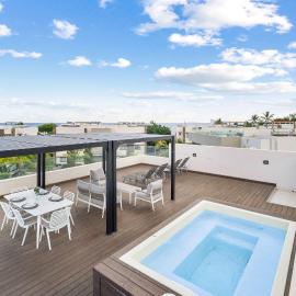 Penthouse Kyo - Private Rooftop & Jacuzzi