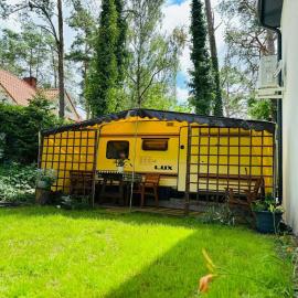 Dębowy zakątek camping – hotel w Pobierowie