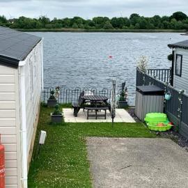 rosewood retreat ,7 lakes