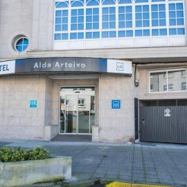 Alda Arteixo, hotel u gradu Vilarrodis