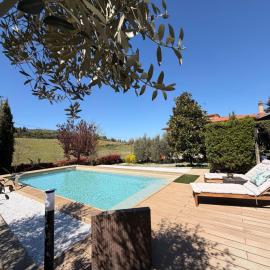 Casa vacanza LA FARFALLA PT, hotell i San Miniato