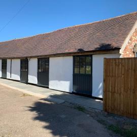 3 or 4 Bed 2 Bath Cosy Rural Barn Conversion-Parking, hotell sihtkohas Beoley