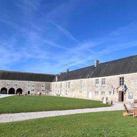 Sainte-Mère-Église में, होटल CHÂTEAU DE FRANQUETOT & D Day Collins Museum