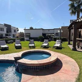 Arroyos del Paraíso Residencial Suite B, hotel a Manuel F. Martínez