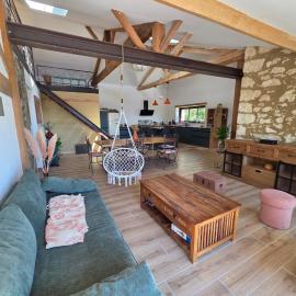 Atipik grange, hotel u gradu Oš