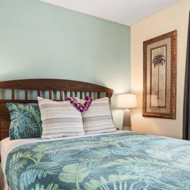 Maui Getaway | Walk to Beach, Pool & Hot Tub, Hotel in Kihei