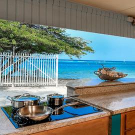 NEW Listing Beachfront Suite and Spacious Patio