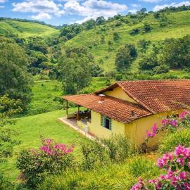 Refúgio na Serra Natureza e Paz perto de Monte Verde, hotel in Camanducaia