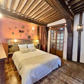 Le 16 authentique au cœur de la ville, hotel v destinaci Lisieux