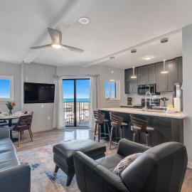 Plantation Dunes unit 5615-Beachfront Luxury- Kiva Dunes Golf-Onsite Sports Bar