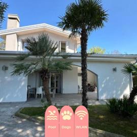 Villa Anastasia, Venetien, Herrschaftliche Villa auf Privatinsel Albarella, 4 Bedrooms 8 Personen, 300 m Golfplatz
