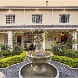 De Ark Guest House, hotel di Lydenburg