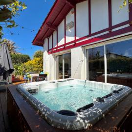 Maison Haurren Zoriona - Escapade confort et spa, отель в городе Amotz