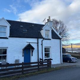 1 Keepers Cottage Skeabost Bridge Isle Of Skye