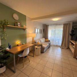Hinahei - Grand F1 with parking 5 min from Papeete, hotel en Papeete
