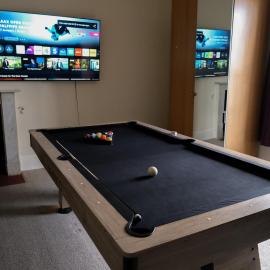 Two Perfect for large groups and secured free parking