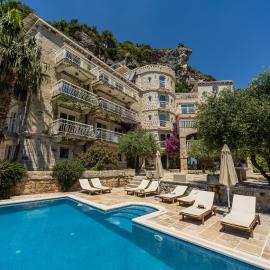 Apartments Pietra Mare
