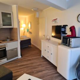 Strandburg Juist Apartment 208 - Schwimmbad und Sauna kostenfrei, hotel en Juist