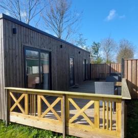 Vakantiehuis op Glamping Essenhof, hotel in Aagtekerke