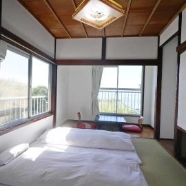 海凪旅館, hotelli kohteessa Tateyama