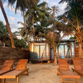 Boxed Breeze Beach Apartments Mirissa