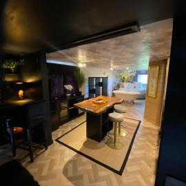 Simons Whody Hideaway, hotel u gradu Ulcombe