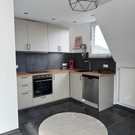 Ettringen에 위치한 호텔 Ferienwohnung Eifelhirsch