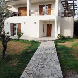 Leo House, viešbutis mieste Selínia