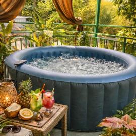 House & Spa Tropical Home with Private Jacuzzi Koh Phangan، فندق في كو بانغان