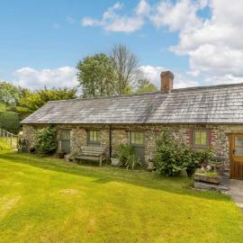 2 Bed in Chulmleigh oc-87668, Hotel in Chulmleigh